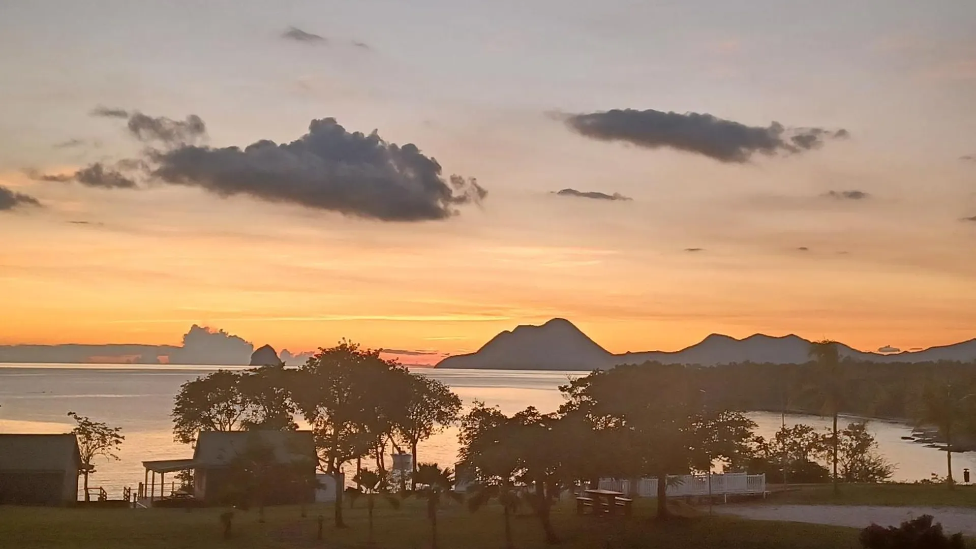 T3 Rhum Passion Vue Mer Et Rocher Du Diamant Dans Celebre Village De Vacances Sainte-Luce Apartamento