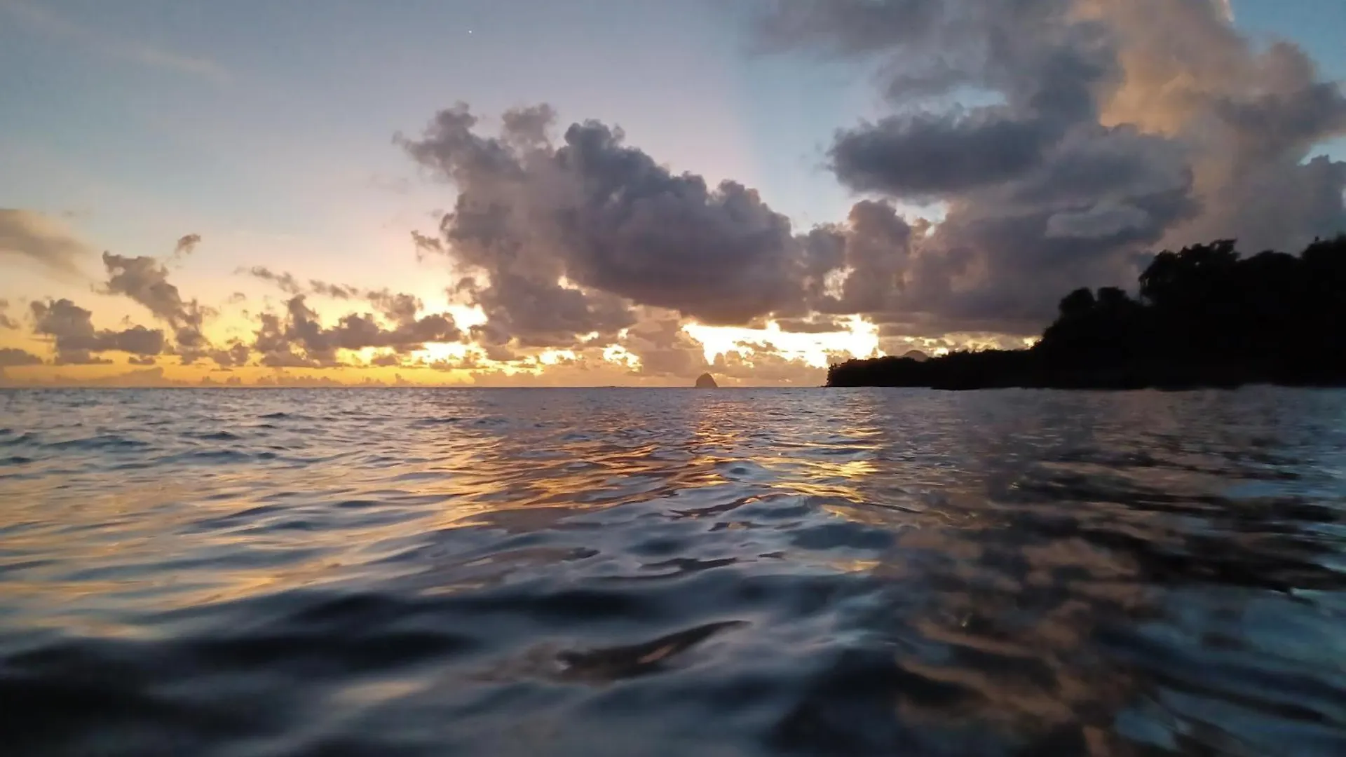 T3 Rhum Passion Vue Mer Et Rocher Du Diamant Dans Celebre Village De Vacances Sainte-Luce