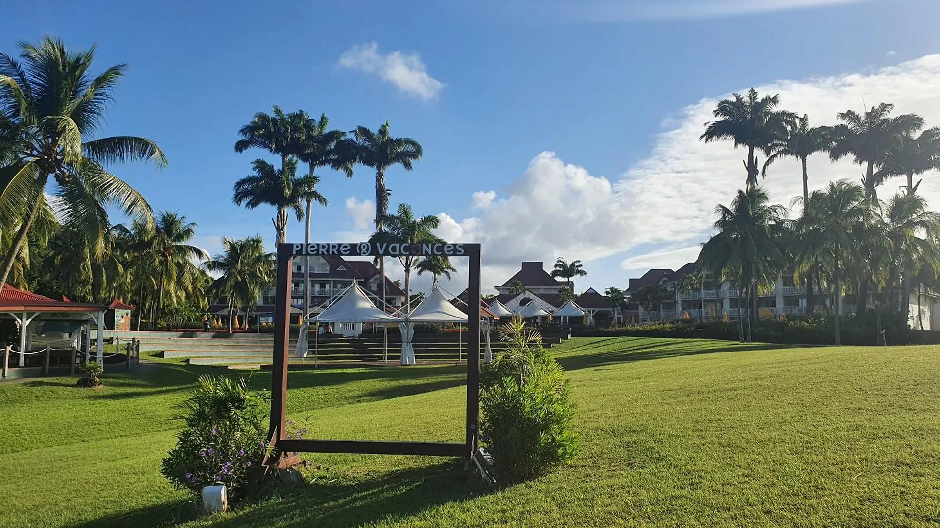Apartamento T3 Rhum Passion Vue Mer Et Rocher Du Diamant Dans Celebre Village De Vacances Sainte-Luce
